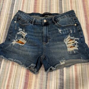 Judy Blue Jeans Distressed Denim Shorts Size L Style JB150135